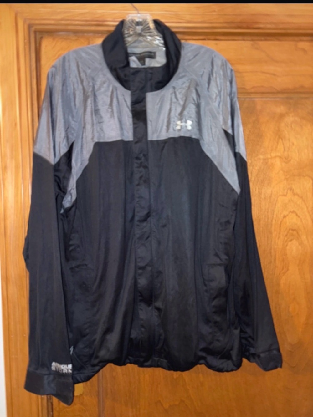 Under Armour Men’s Black and Gray Windbreaker Jacket